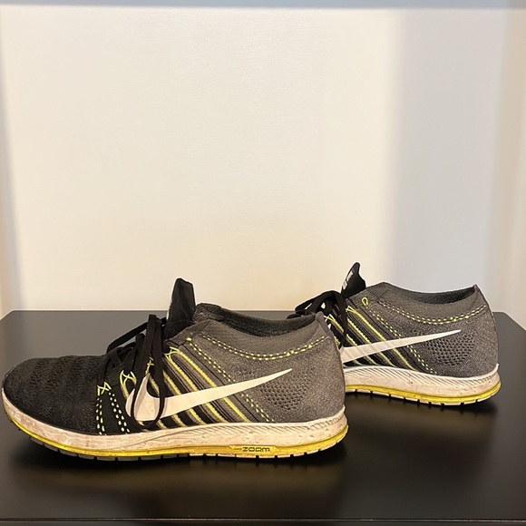 Nike Zoom Flyknit Streak - Picture 7 of 8